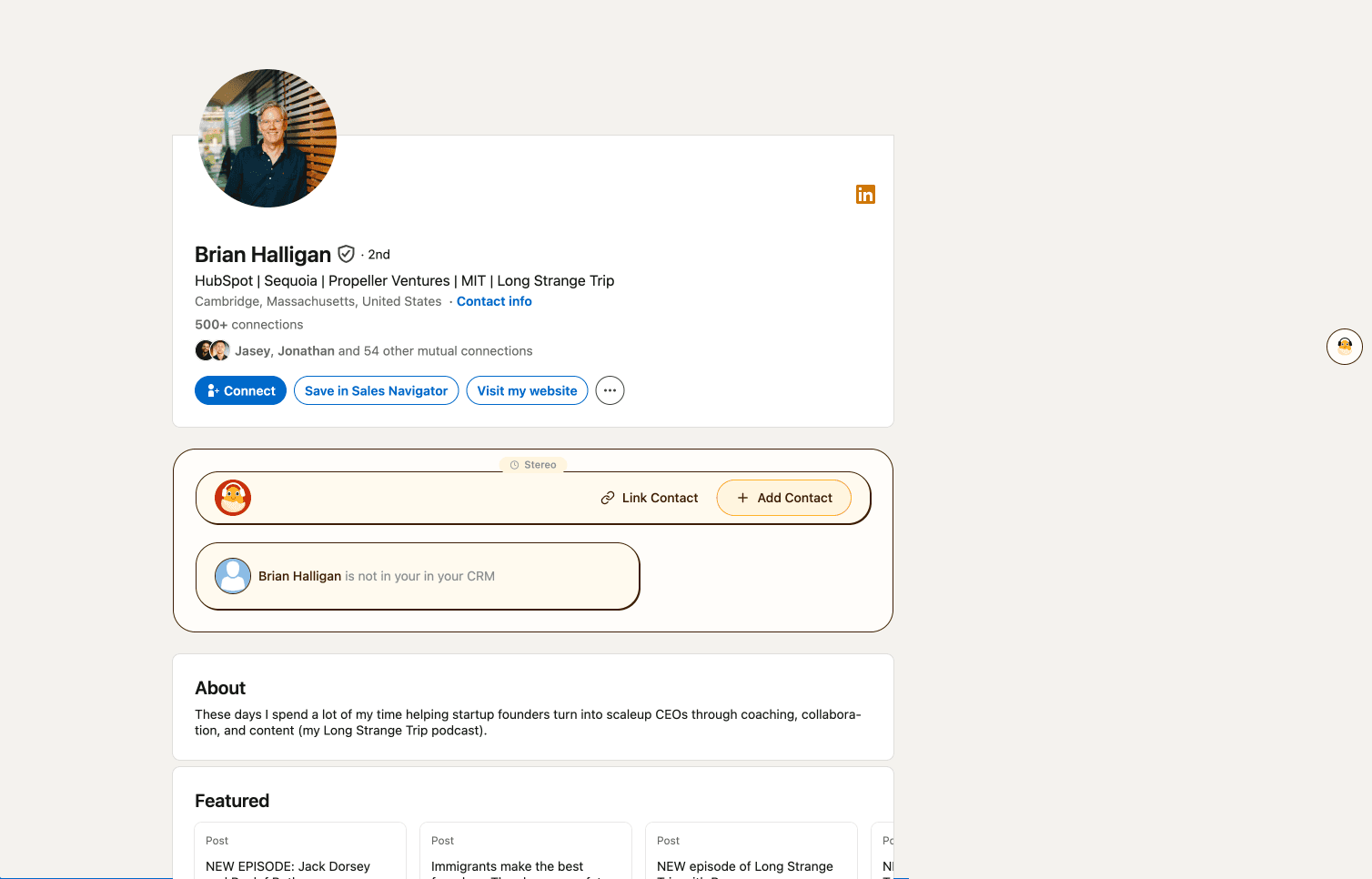 HubSpot contact record before SurroundR — empty fields